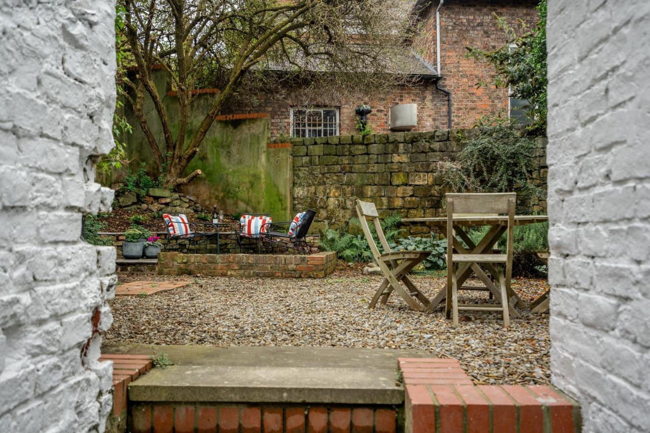 17 Trinity Lane Villa York Exterior photo